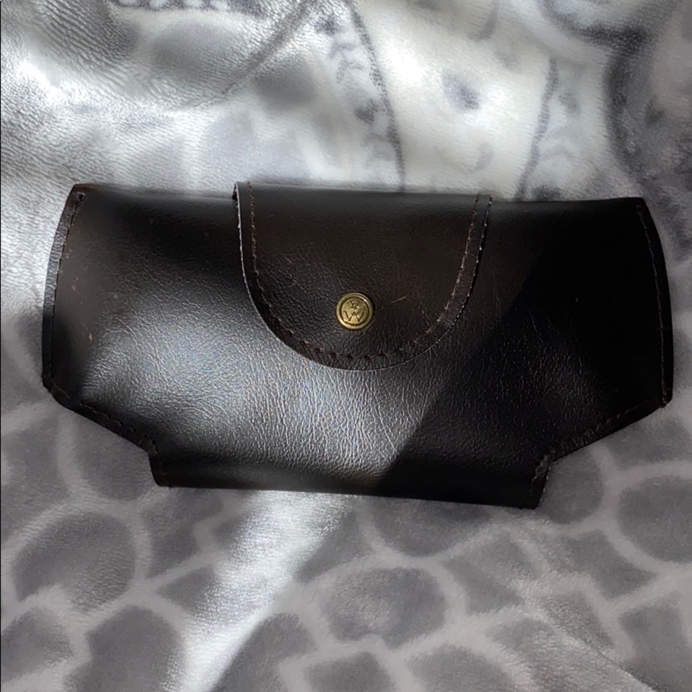 McAllister genuine leather sunglass/eyeglass case